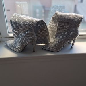 Pedrina Glittery Rhinestone Silver Knee High Fashion Boots Size 6WC